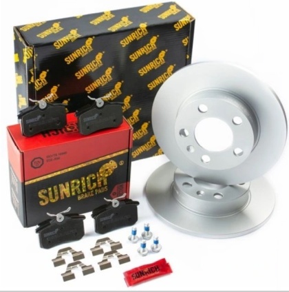 TARCZE HAM. TYŁ + KLOCKI HAM. TYŁ ZESTAW,AUDI A3 VW GOLF 4 IV SKODA OCTAVIA, SUNRICH SR.01.2805, SR0025.02-1330