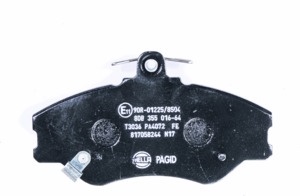 KLOCKI HAM. PRZÓD HYUNDAI H100, GRACE, PORTER, PAGID T3036