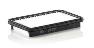 FILTR POWIETRZA SUZUKI SWIFT III, C24019